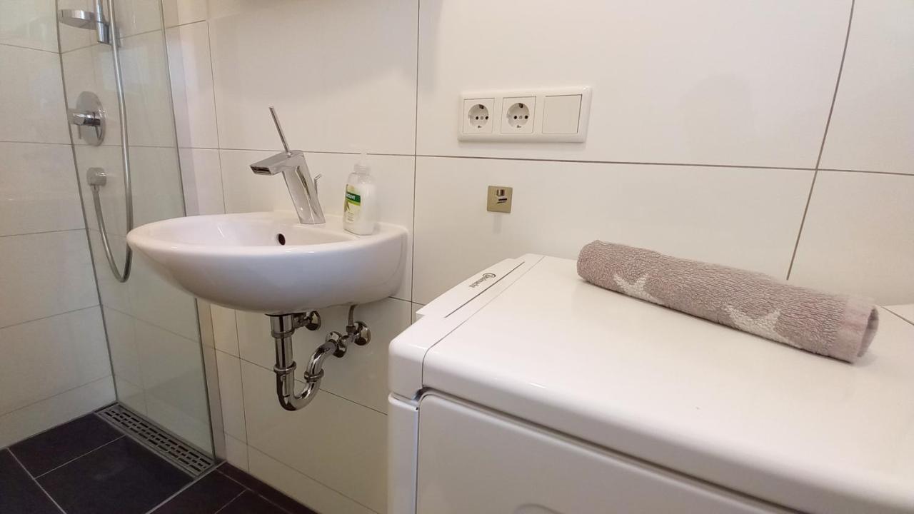 Am Seewald - Ferienwohnung Am Bodensee Фридрихсхафен Экстерьер фото